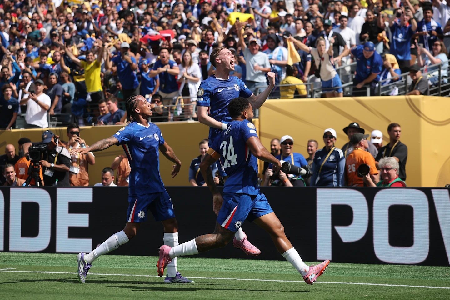 Chelsea Stun PSG 3–0 to Win Club World Cup