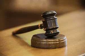 Woman Accuses Ex-Husband and Divorce Lawyer of Secret Affair
