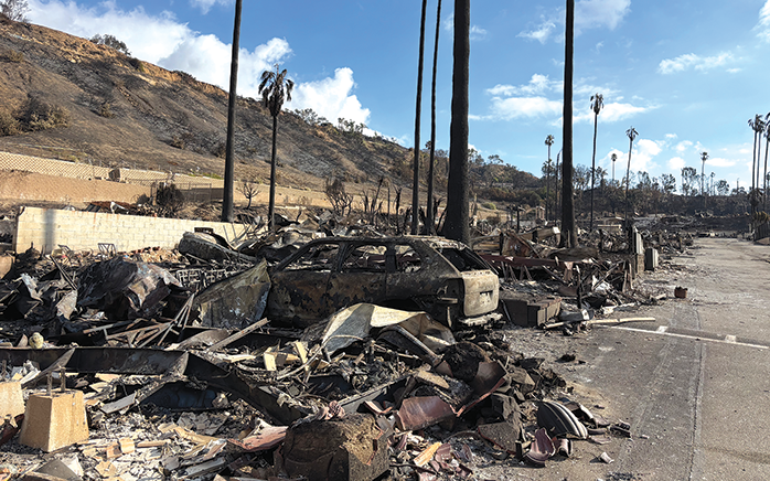 Wildfire Near LA Burns 5,000 Acres, Forces Evacuations