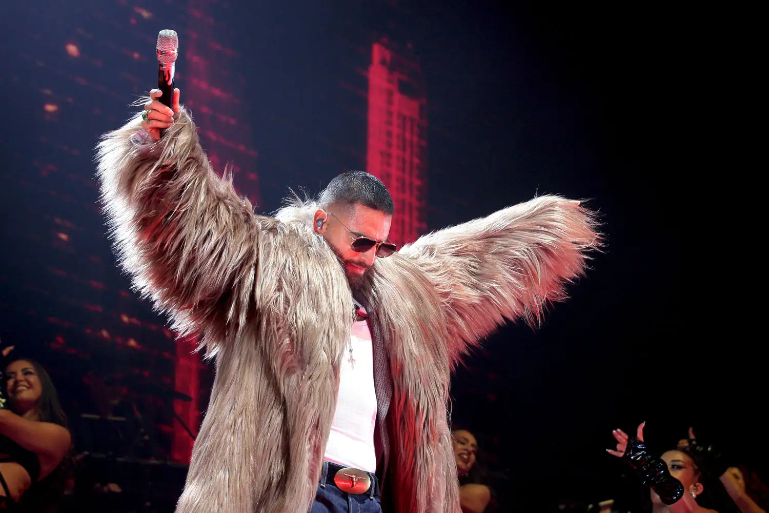 Maluma Pauses Concert Over Baby’s Safety in Crowd